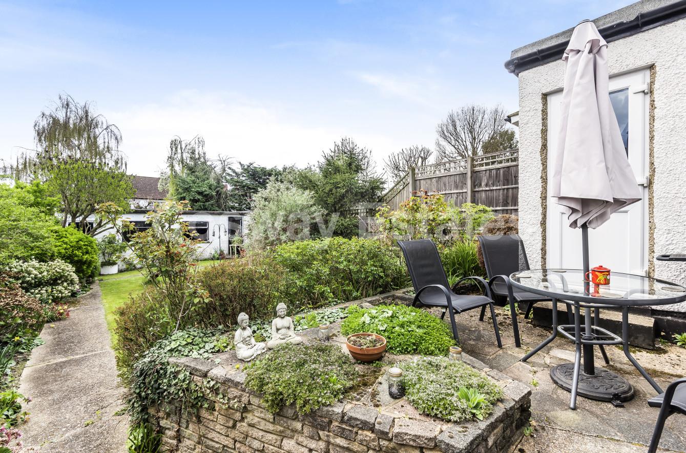 Hillside Grove, Mill Hill